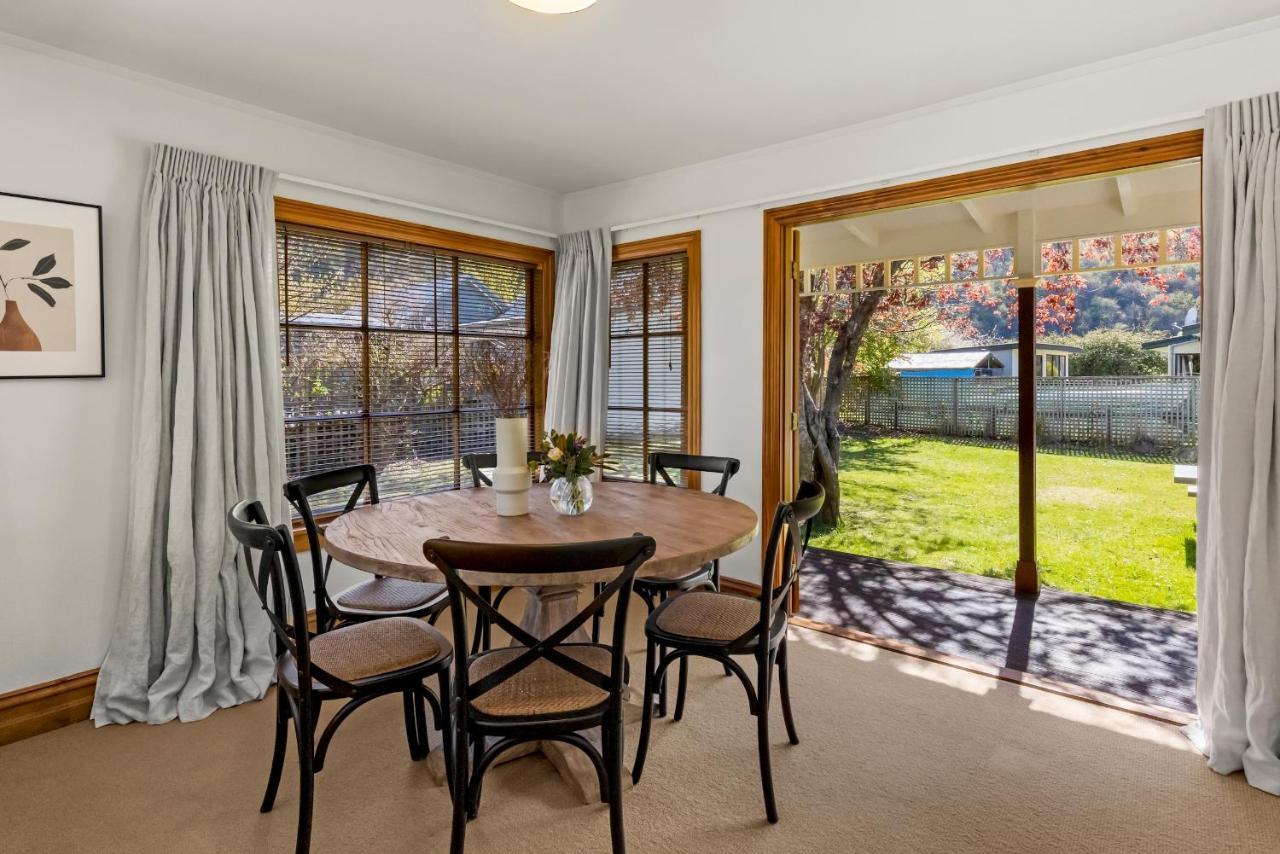 Aberdeen Cottage - Nestled In The Heart Of Arrowtown - New! Exterior photo